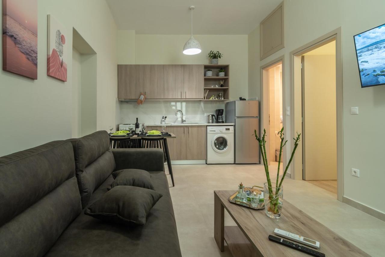 Gemma Apartments Palaiochora Bagian luar foto