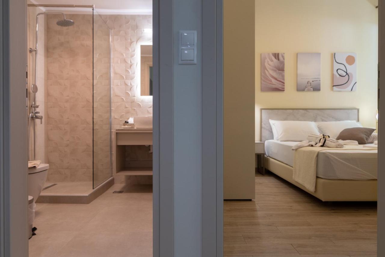 Gemma Apartments Palaiochora Bagian luar foto